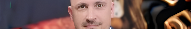 Снимка на писателя Николай Русев